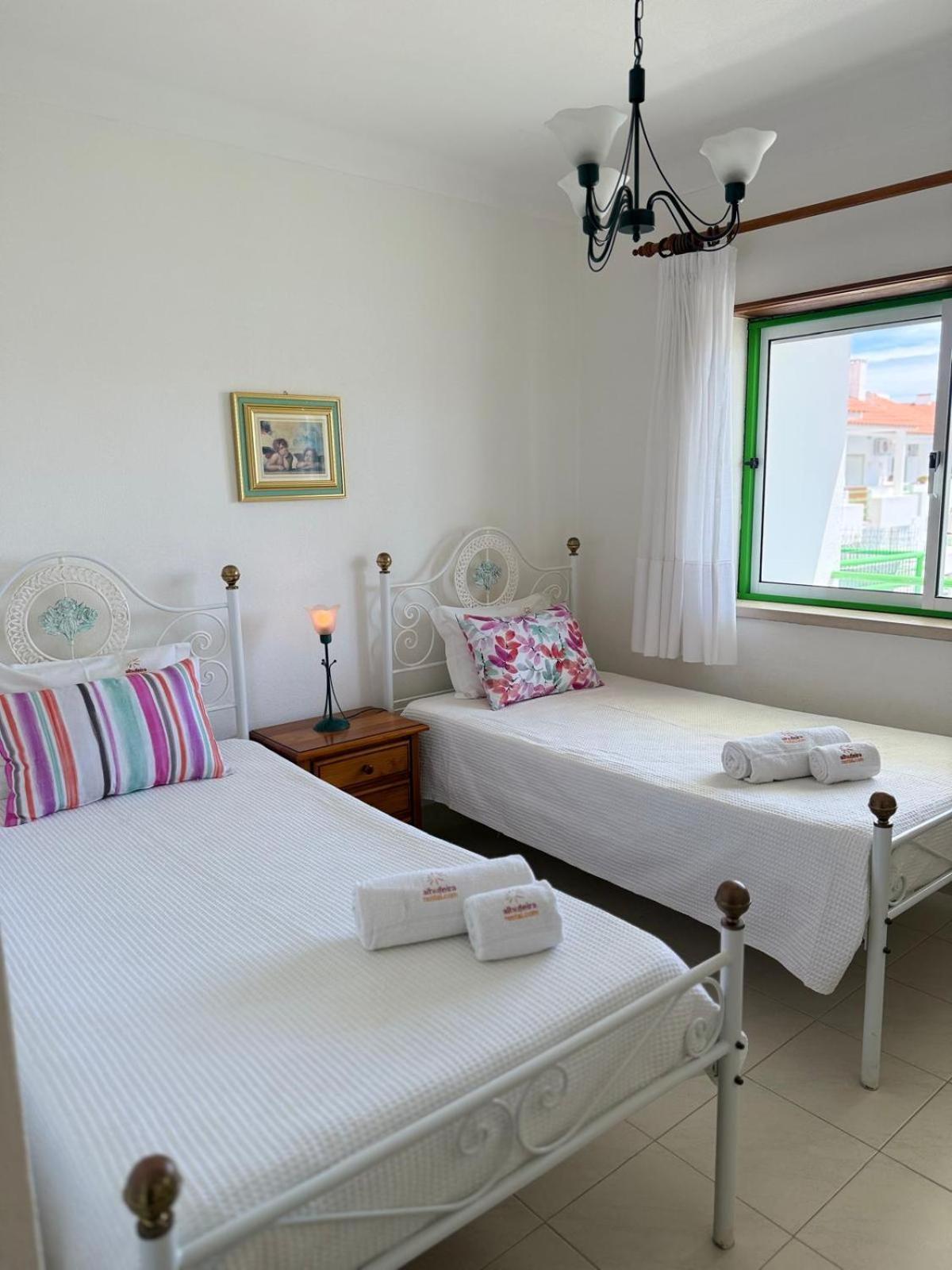 Jardim Santa Eulalia Apartment *